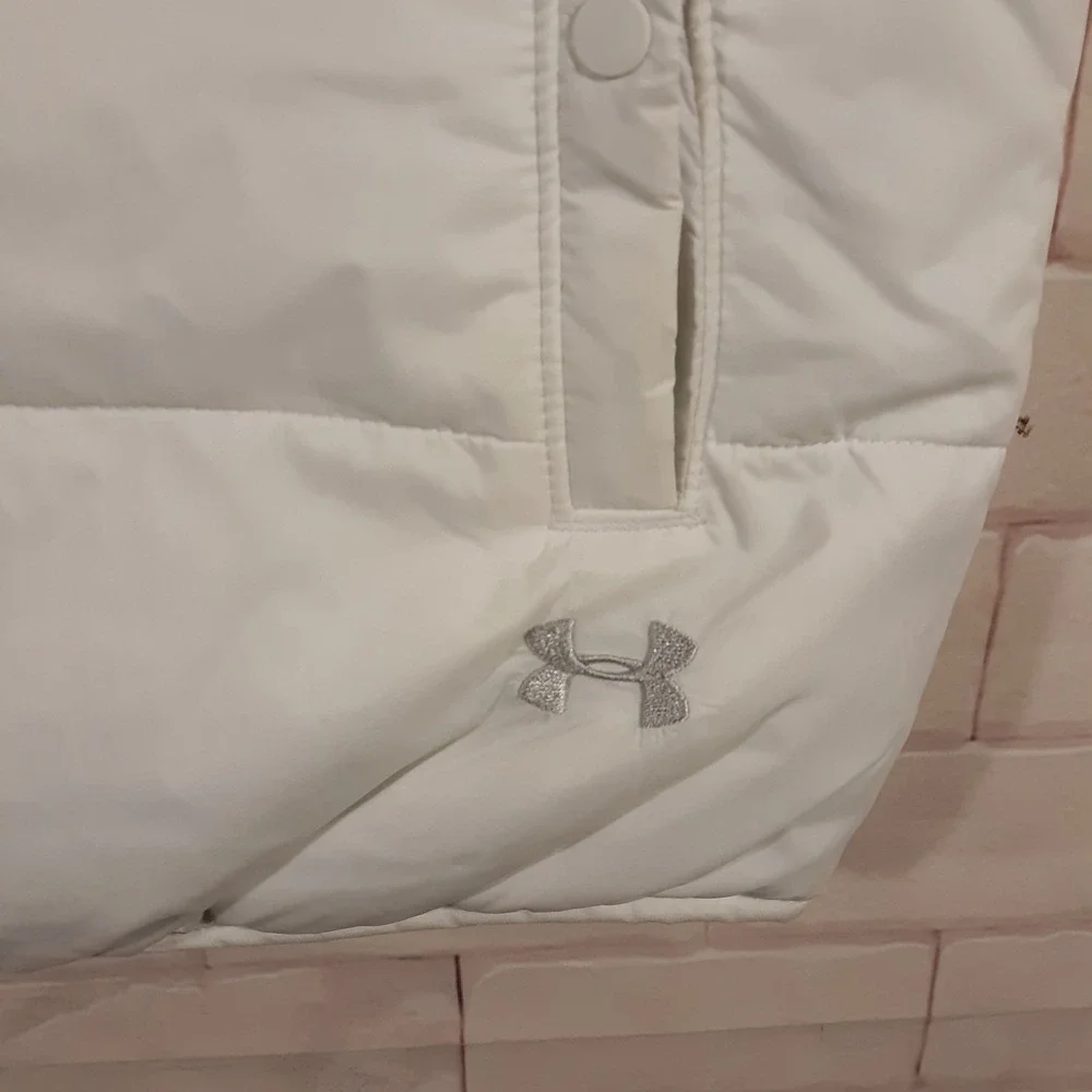Under Armour very good